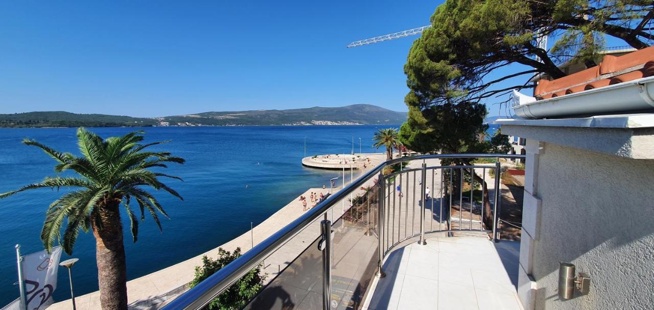 Appartamento Penthouse By The Sea Teodo Esterno foto